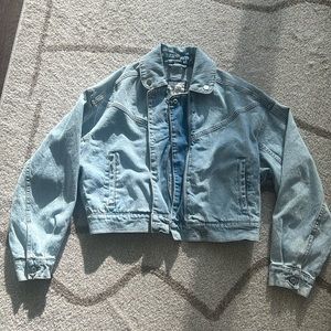 Abercrombie & Fitch Cropped Jean Jacket